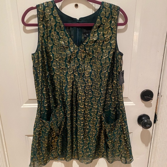 Anna Sui Dresses & Skirts - Anna Sui Silk Gold and Green Mini Dress Size 6 NWT